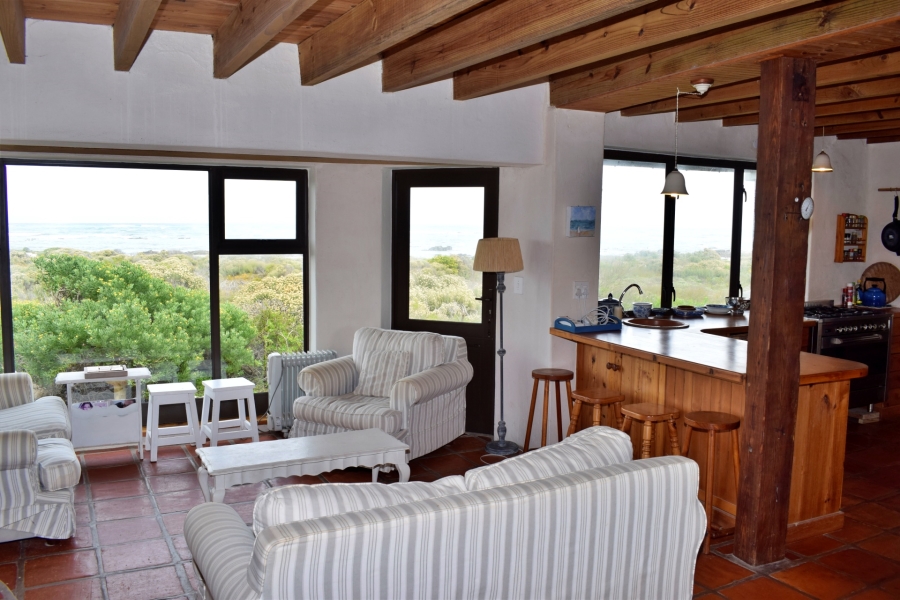 6 Bedroom Property for Sale in Suiderstrand Western Cape